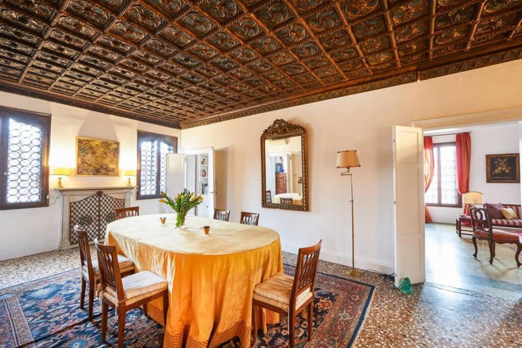 Ca' Fenice, Charming Apartment In San Marco, Sleep 7 Venedig Exteriör bild